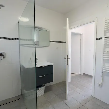 Two-bedroom Rea In * Rovinj