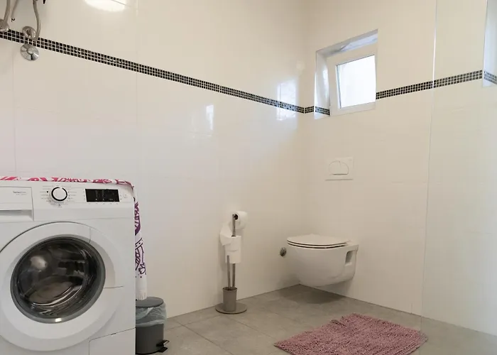 Two-bedroom Rea In Rovinj